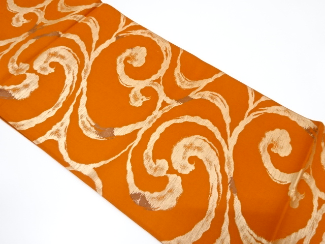 アンティーク　唐草模様織り出し袋帯（着用可）